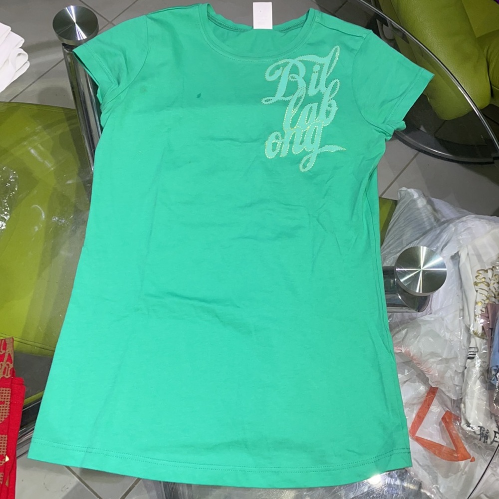 Billabongs- Green tee